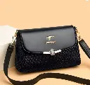 New stylish women's shoulder bag with a large capacity